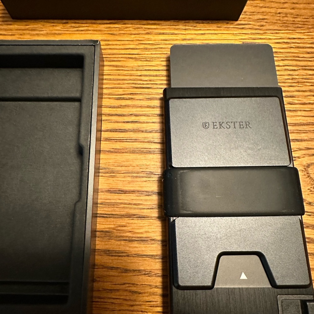 Ekster Classic Brushed Black Cardholder